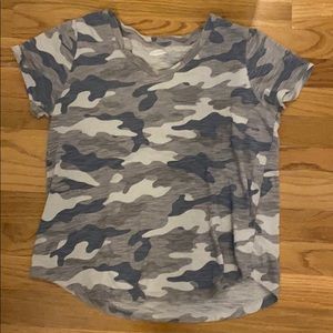 old navy grey camo tshirt